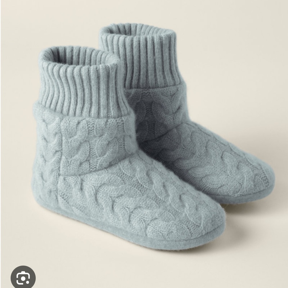 Garnet hill cashmere slippers
